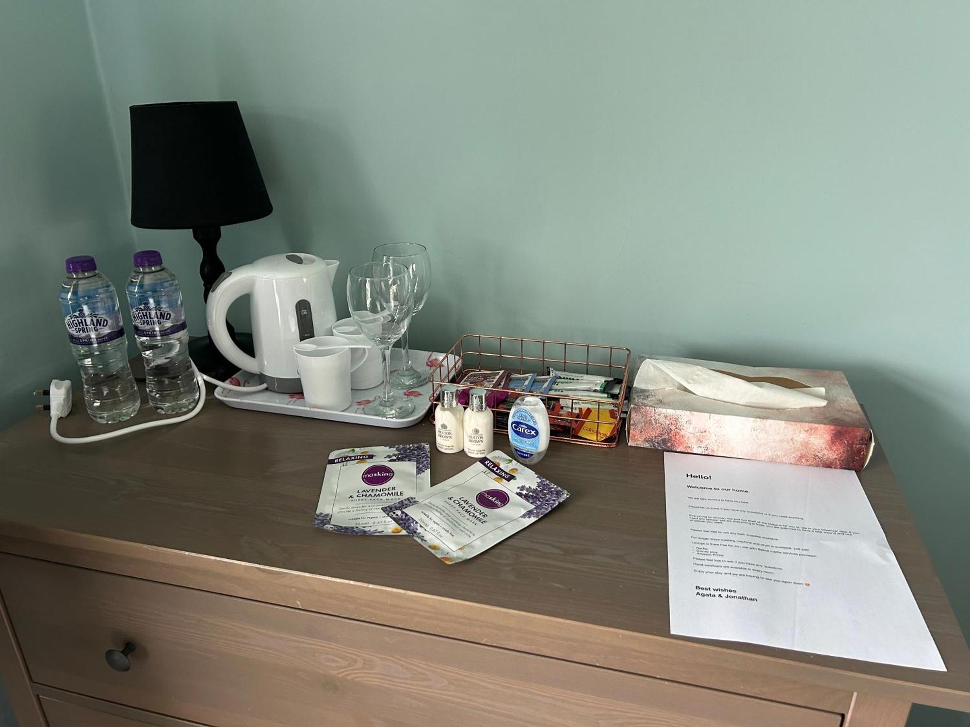 Quiet Double Bedroom With Garden View, Breakfast Hazel Grove Exteriér fotografie