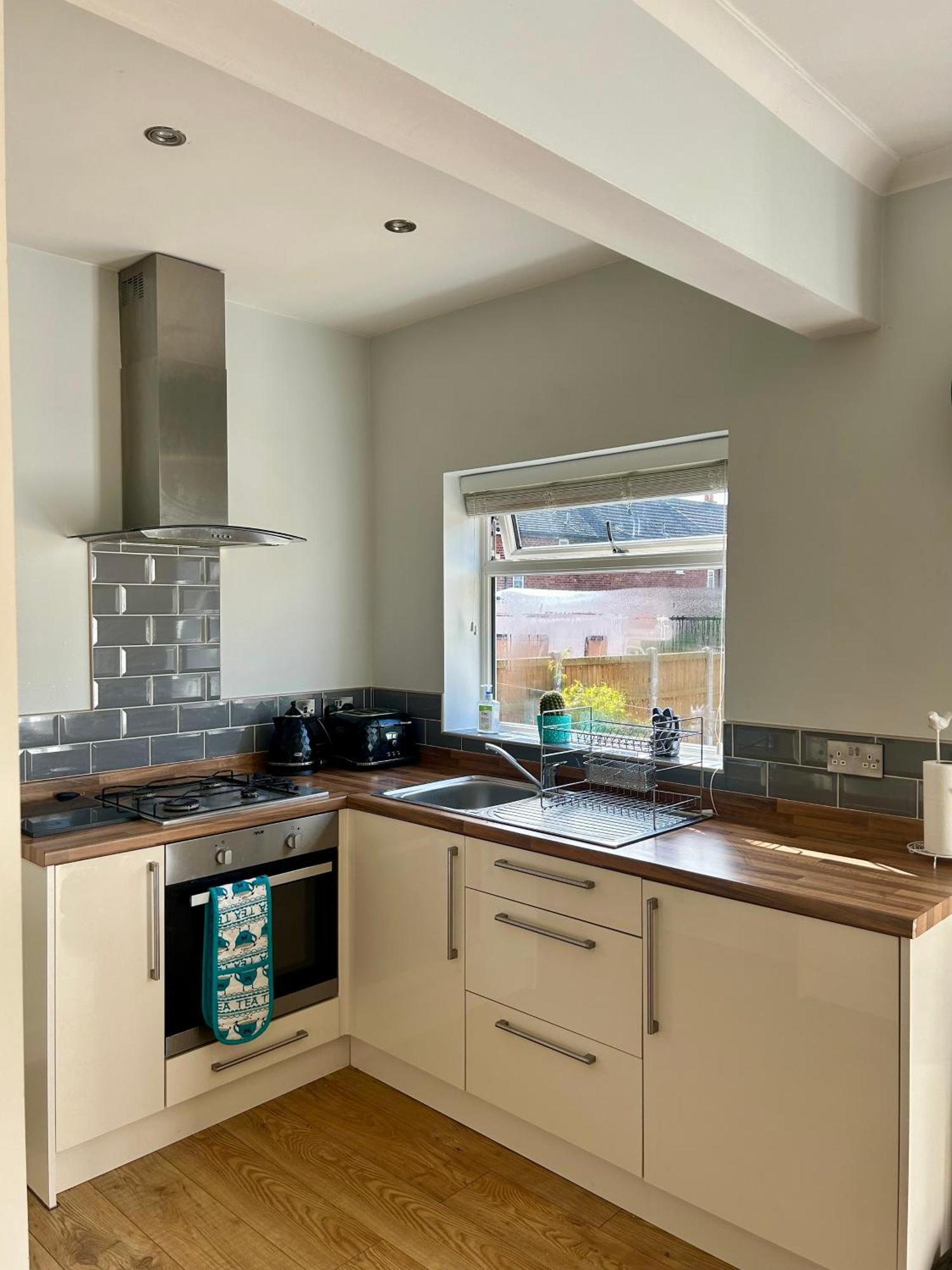 Quiet Double Bedroom With Garden View, Breakfast Hazel Grove Exteriér fotografie
